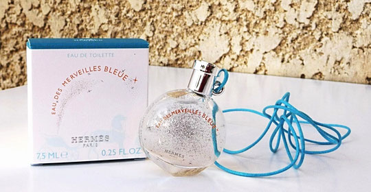 2017 - EAU DES MERVEILLES BLEUE - EAU DE TOILETTE 7,5 ML LIVREE AVEC CORDON - PEUT SE PORTER EN PENDENTIF