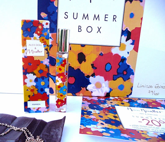 UN APERCU DU CONTENU DE LA SUMMER BOX