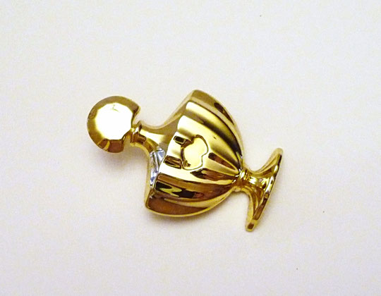 JOLIE BROCHE REPRESENTANT LE FLACON SHALIMAR