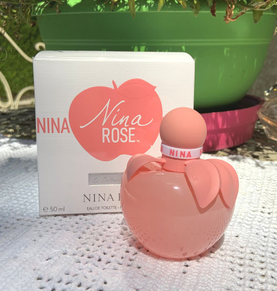 ETE 2020 - NINA ROSE : VAPORISATEUR EAU DE TOILETTE 50 ML, EN VERRE TEINTE ROSE