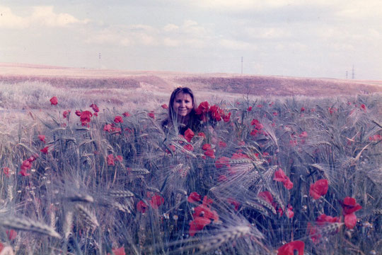 En medio del campo. F. Pedro. P. Privada.