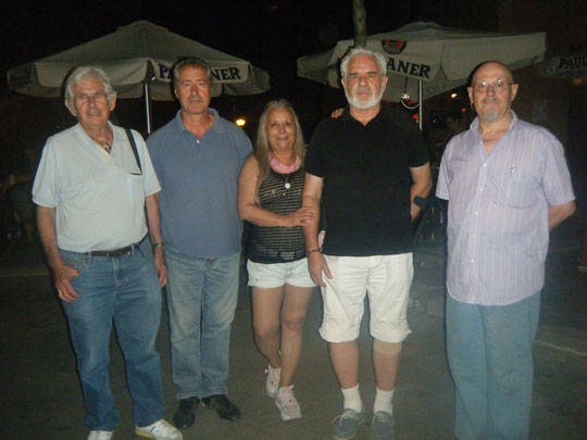  Posamos juntos al final del acto.
