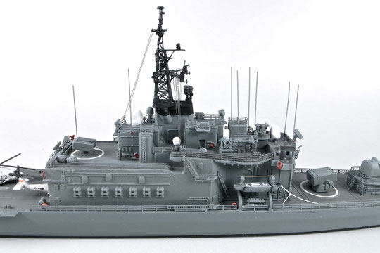 海上自衛隊ヘリ搭載護衛艦 DDH-141 はるな - 1/700 艦船モデルと