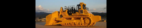 KOMATSU D-575A SD スーパードーザー