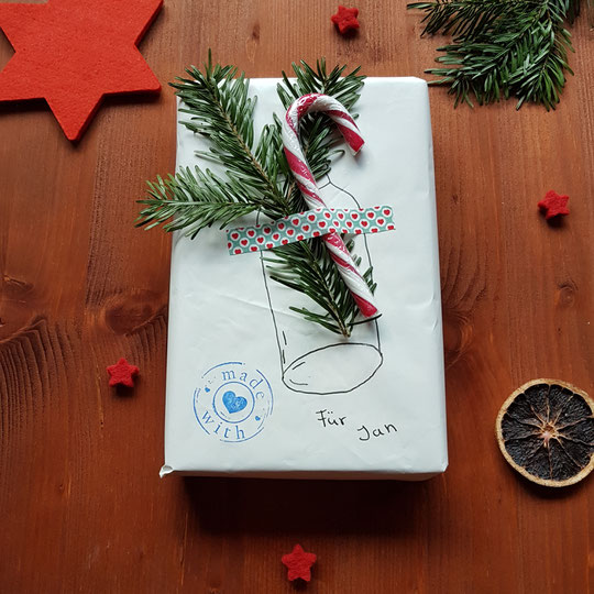 Weihnachtsgeschenk kreativ verpacken