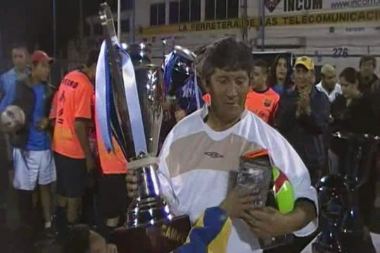 CAMPEON CATEGORIA PRIMERA EQUIPO "LA FAMILIA" CLAUSURA UCP 2009