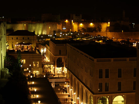 Mamilla by night (nouveau quartier, murailles et porte de Jaffa)