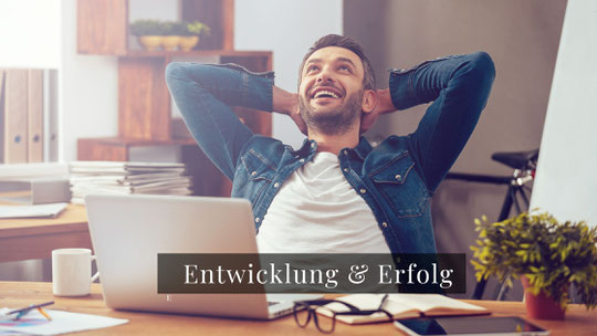 Erfolg im Beruf, Wertschätzung im Beruf, Anerkennung, Lob, Bewunderung,  Was kann ich tun um in der Arbeit glücklich zu sein?  Psychologische Beratung und Coaching in Linz, Elisabeth Göbl