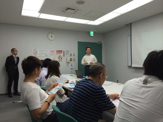 (左)尾山代表 (右)岡田社長