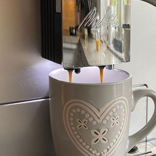 12 von 12 März 2022, Der Frühling kommt, Kaffee geht immer