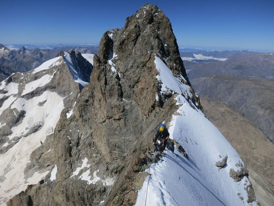 Sur le fil des Arêtes de la Meije (cette semaine). Merci Jérôme Huet pour la photo.