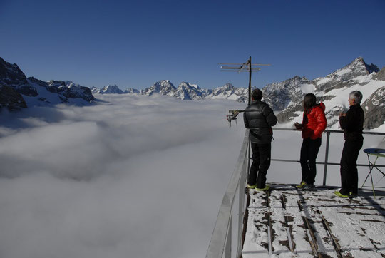 Mer de nuage, soleil et moins 10°, c'était ce matin au Paradis.