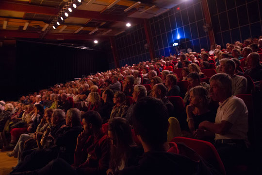 5 octobre 2016, la grande salle de Fontaine en Montagne était comble pour les 50 ans du Promontoire. Une très belle soirée pour l'alpinisme en Oisans et en Meije !