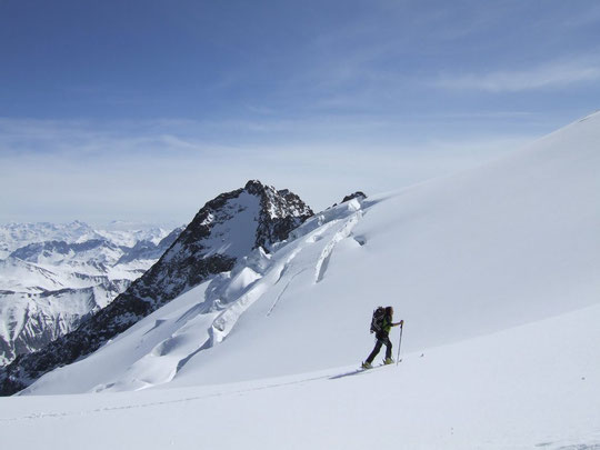 ... ils seront accueillis par le grand soleil sur le glacier du Tabuchet...