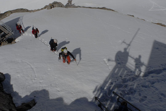 L'arrivée des collégiens, ce dimanche, au refuge.