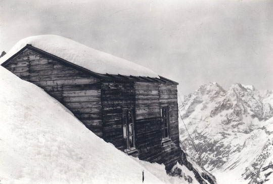 En 1901, ils ont monté le 1er refuge du Promontoire... que dire  de plus!!!