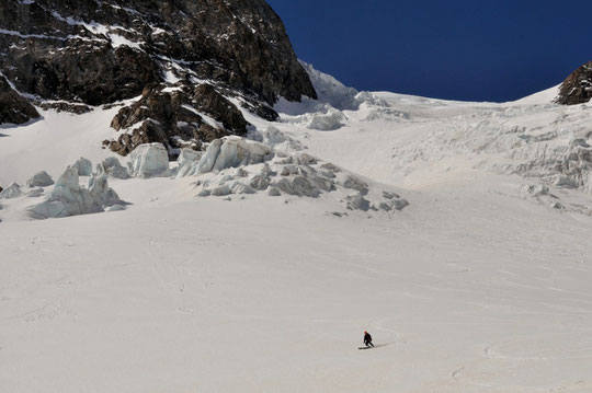 Des conditions "démentes" pour la descente du glacier de l'Homme ! (photo Thomas Guibelain. Merci)