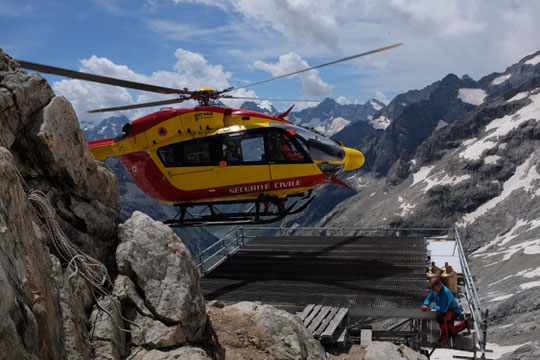 Durant des opérations de secours depuis la DZ du Promontoire. Merci.