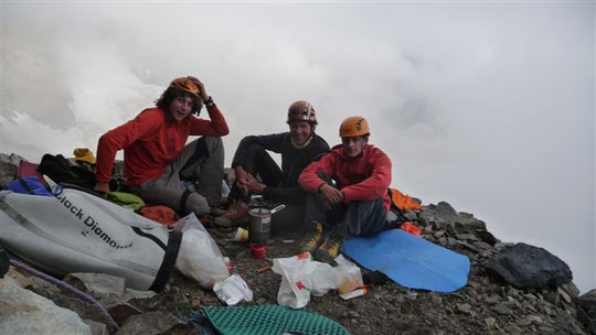 Simon Rémy, Christophe Moulin et Paul Michas pour l'ouverture de "Mitchka" (août 2009).