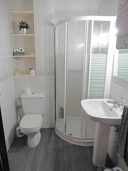 2. Badezimmer