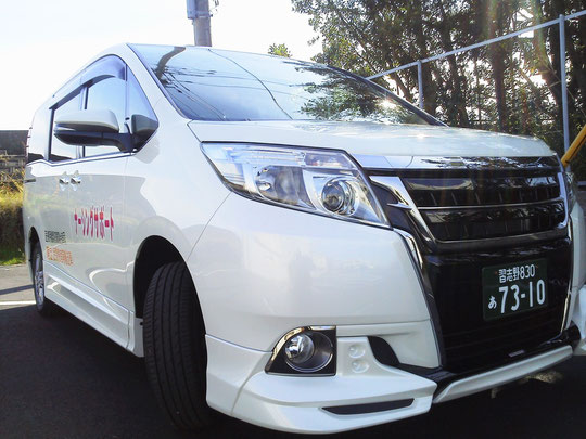 医療用酸素搭載ストレッチャー車両