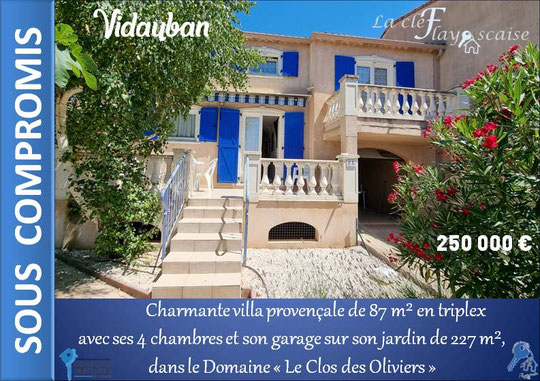Cliquez sur la rubrique à droite "Villas dans le Clos des Oliviers à Vidauban" pour avoir + de photos. Vous pourrez découvrir alors un dossier de présentation complet et détaillé.