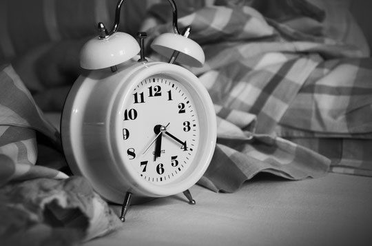 Wecker zum aufstehen am Morgen