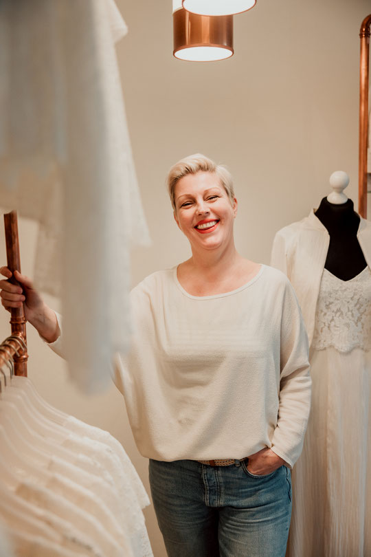 Atelier fuer Bio Brautmode I nachhaltige Brautkleider