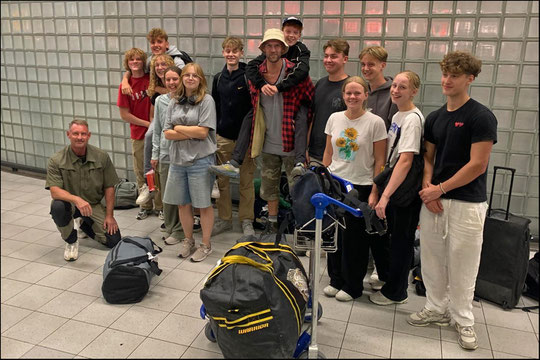 Team Oman from left to right: Jack, Willem, Tijmen, Robin, Mila, Charly, Ayden, myself, Luc, Toon, Fieke, Lars, Tess and Job.
