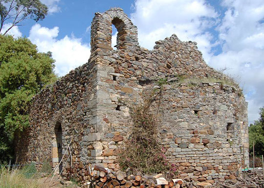 San Giuliano-di-Moriani - Chapelle Saint-Antoine abbé - reconstruite au Moyen Age sur une église paléochrétienne puis ermitage au XVIIè s. puis rendue au culte (cliché corse-romane.eu)