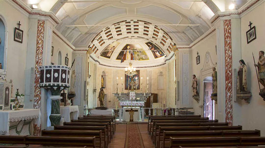 Valle di Campoloro - Maître-autel et nef