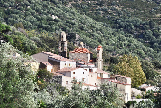 Lunghignano (Montegrosso) - Le village et son église