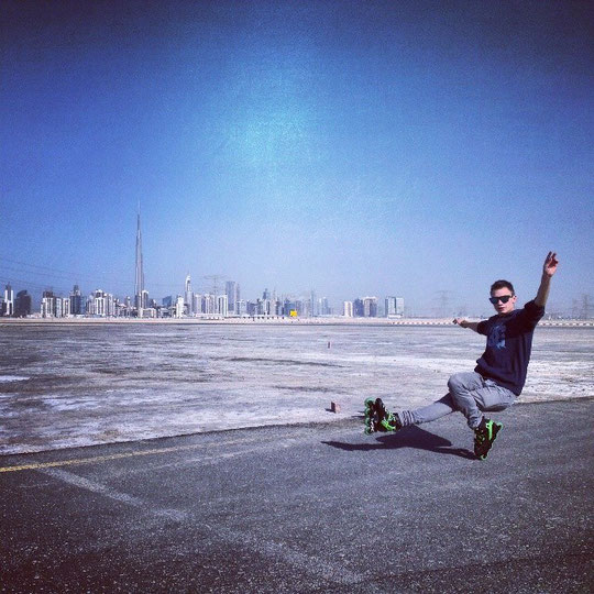 Skating in Dubai. Photo by Michał Sulinowski