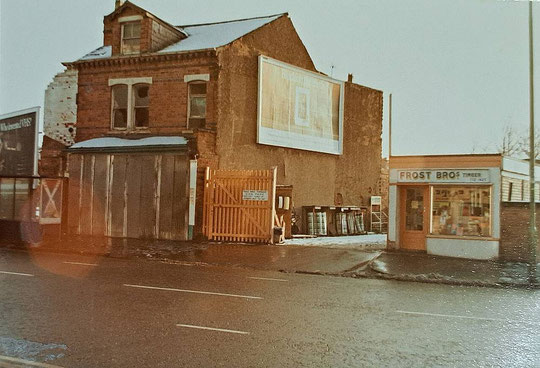 Frost Bros' timber yard at number 1085 in 1983 (Hay Mills Project)