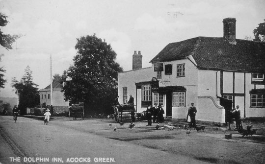 The Dolphin with Ye Olde House behind, c. 1905