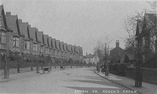 Arden Road looking to Flint Green Road, c. 1905. Church House has not yet been built, and the original numbers 110-6 can be seen. (Birmingham Libraries)