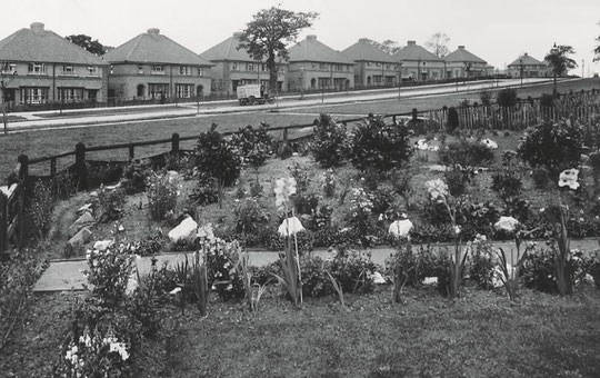 New council houses near the Olton end of the road, early 1930s (Birmingham Libraries)