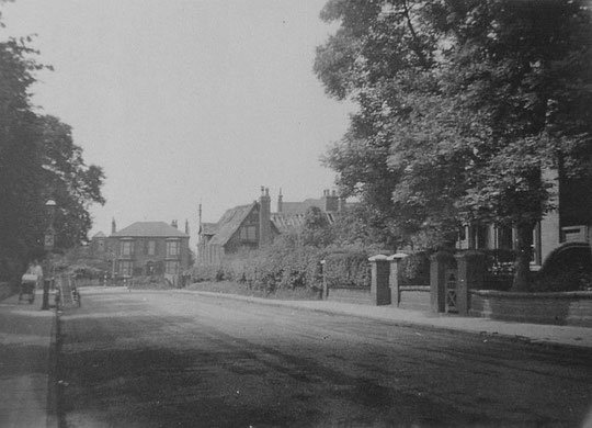 Cottages at demolition c. 1952. Thanks to Stanley Jones