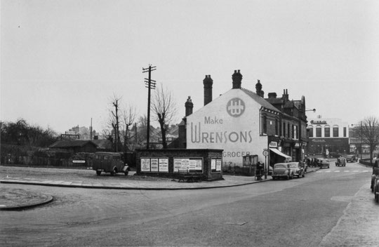 The start of the row in 1953. The low structure at the junction is a public air raid shelter (Birmingham Libraries)