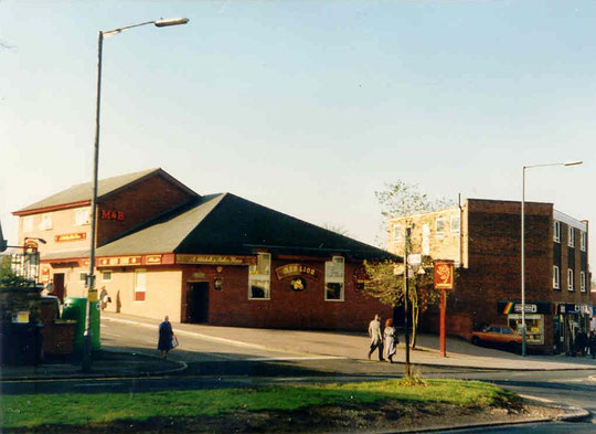 the 1970s Red Lion, c. 1990 (Birmingham Libraries)