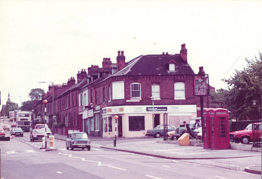 Numbers 1141 onwards from Redhill Road, c. 1980. Grayson Automotive Services is on the corner.  (Brian Matthews)