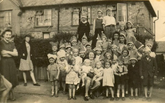 A party at Pool Farm Road (from The War Years, used with permission)