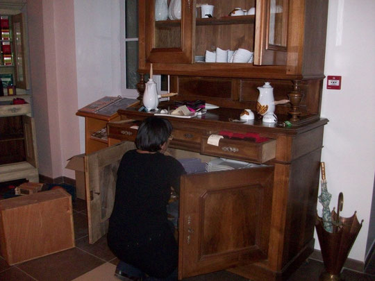 Le rangement de la porcelaine.