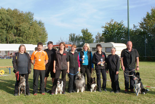 Silke, Andreas, Tom, Angelika, Gerlinde, Susann, Renate, Marianne und Kurt in Wald