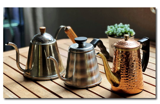 ＜ 左からカフェタイム、ハリオ ヴォーノ、Kalita 銅 ＞　　