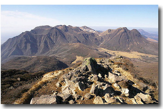 ＜大船山から、久住山系を望む＞