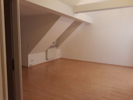 Erste eigene Wohnung