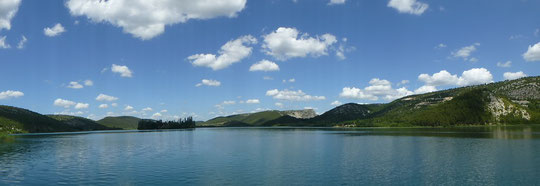 Blick auf die Insel mit Kloster Viskovac