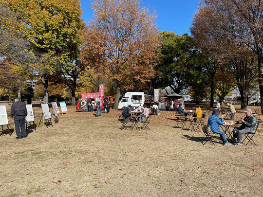 12月4日（2021）　オープンカフェ&パネル展示：むさしの・ガーデン紀行の実証実験として行われた新しいスタイル（移動分散型）のイベント。武蔵国分寺公園にて