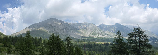 A sinistra il Pioltone o Camoscellahorn